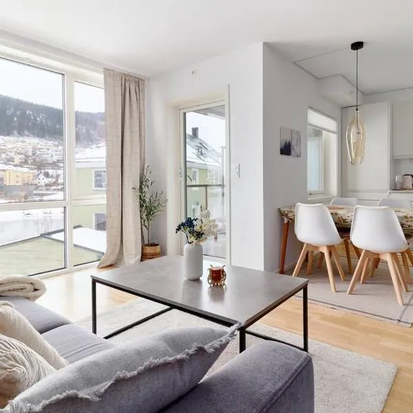 Bergen's Finest: Sleek Oasis with Two Bedroom，位于Askøy的酒店