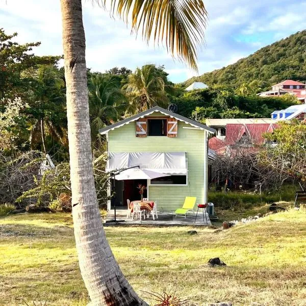 971C - "Ti Calebasse" an atypical cottage，位于下岛的酒店
