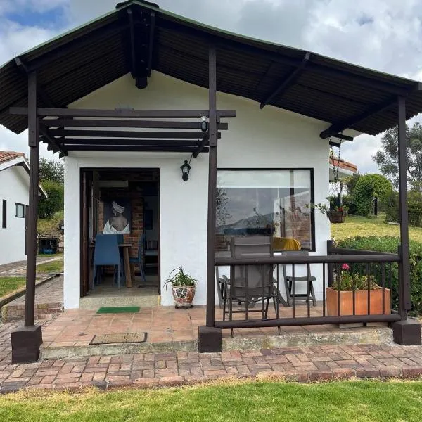 Zingara de la Montaña: Hermosa Casa en Zipaquira，位于La Isla的酒店