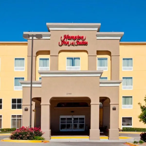 沃斯堡西I30州际公路汉普顿套房酒店，位于Lake Worth的酒店