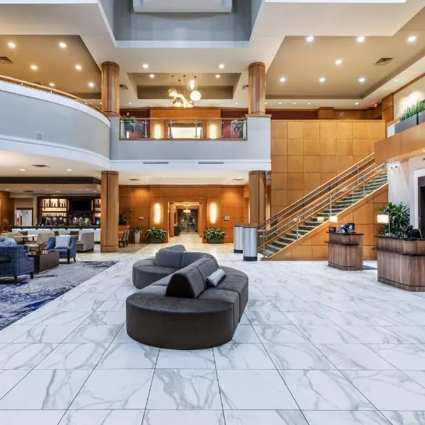 Embassy Suites by Hilton Houston-Energy Corridor，位于Barker的酒店