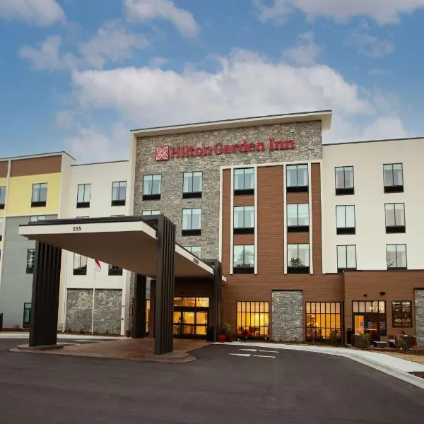 Hilton Garden Inn Southern Pines Pinehurst, Nc，位于Pinebluff的酒店