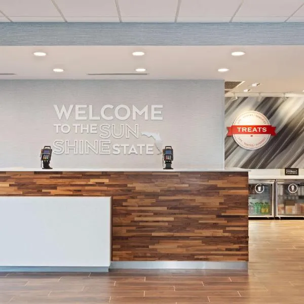 Hampton Inn & Suites Alachua I-75, FL，位于阿拉楚阿的酒店