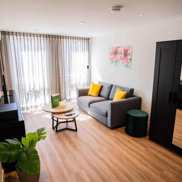 Fancy 70m² Apartment with Terrace (WE-39-F)，位于Maasbommel的酒店
