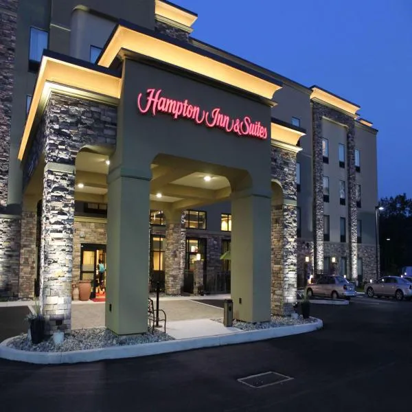 Hampton Inn & Suites Stroudsburg Bartonsville Poconos，位于坦纳斯维尔的酒店