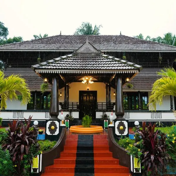 Arayathu Heritage Villa Resort，位于Kuravalangād的酒店