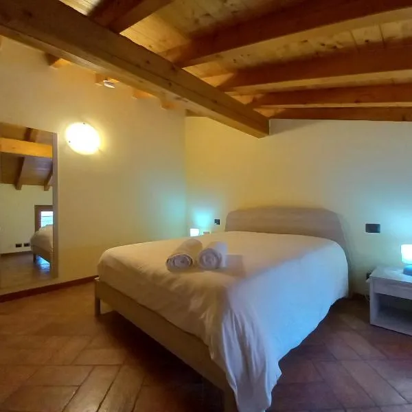 CASA VACANZE TANIA,位于Somendenna的酒店