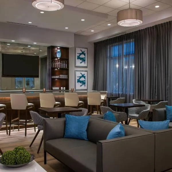 Fairfield Inn & Suites by Marriott Dayton，位于Shiloh的酒店