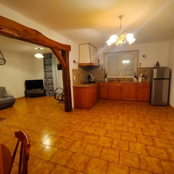 Belle maison a Brizay，位于Brizay的酒店