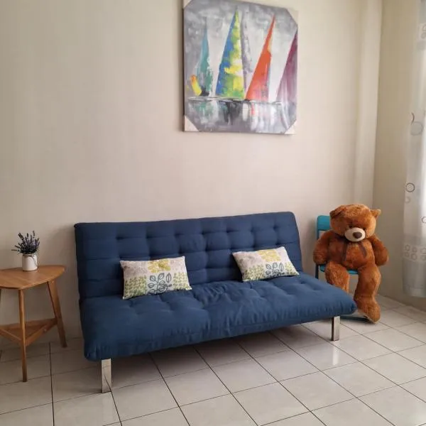 Gillian's Home，位于Kampong Rampayan的酒店