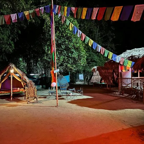 HOLLONG ECO CAMP，位于卡齐兰加的酒店