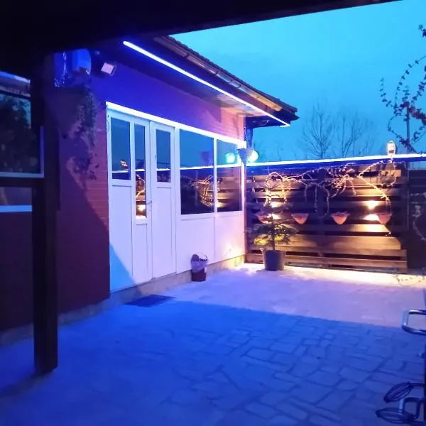 Casa Daria，位于拉姆尼库沃尔恰的酒店