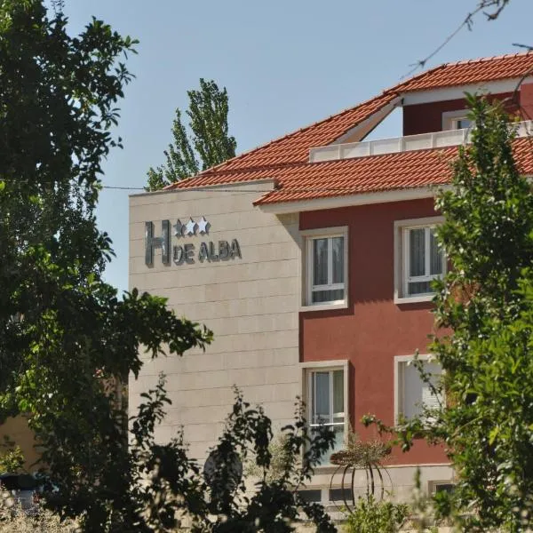 Hotel de Alba，位于Muelas del Pan的酒店