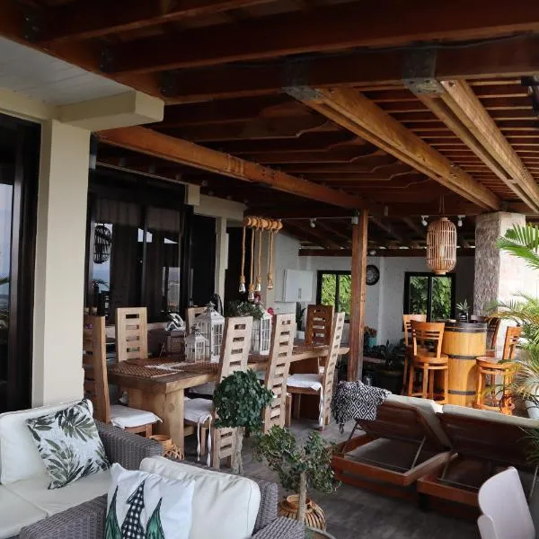 180 Degrees Self-Catering，位于维多利亚的酒店