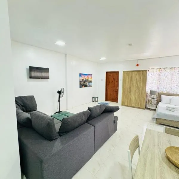 Studio Style Furnished apartment，位于Buaya的酒店