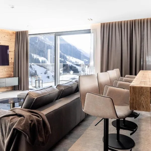 Hollywood Dream Penthouse & Apartment mit privater Sauna nahe Ischgl，位于伊施格尔的酒店