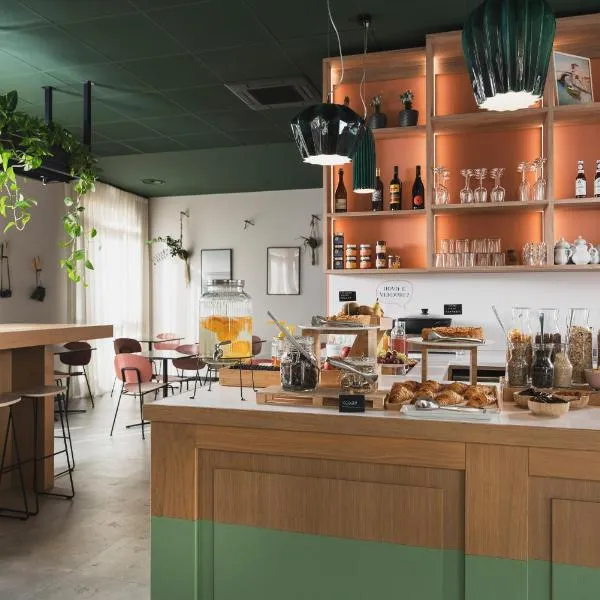 阿尔庞迪塞罗酒店，位于科马基奥的酒店