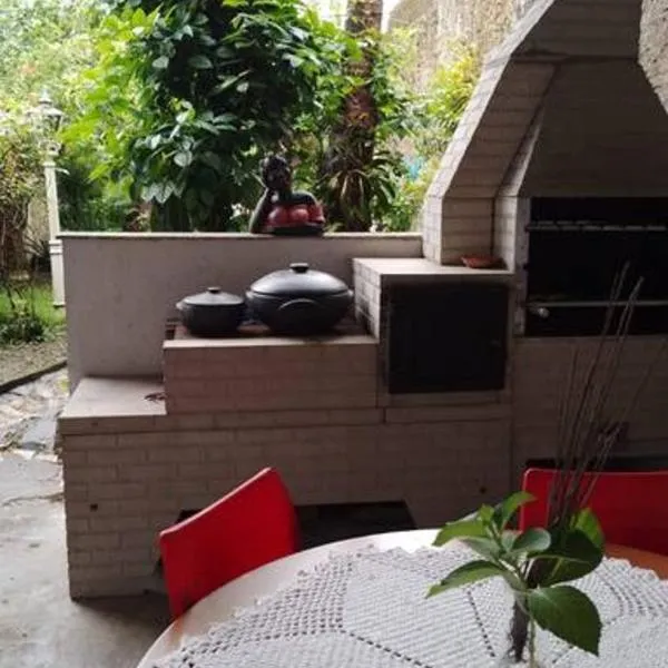 Espaço, natureza e clima familiaar，位于桑托斯的酒店