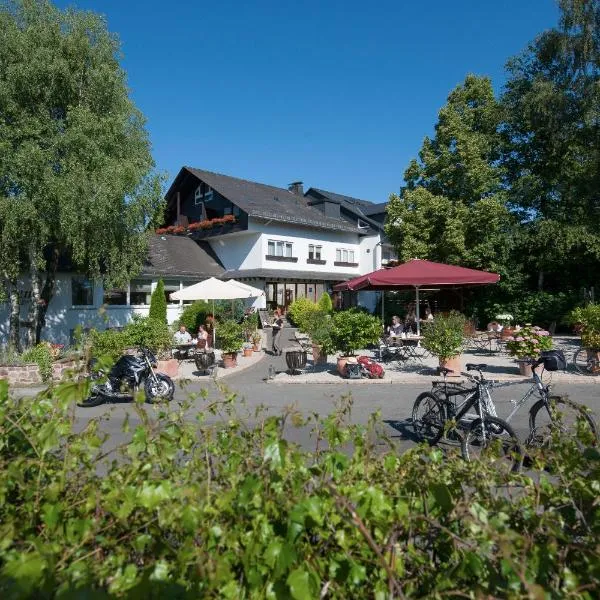 兰迪伊尔酒店比肯霍夫餐厅，位于Völkenroth的酒店
