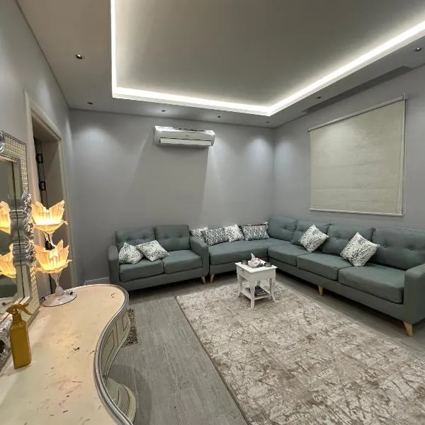 غرفة وصاله أنيقة في المدينة المنورة，位于Abyār ‘Alī的酒店
