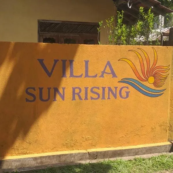 Villa Sun Rising，位于陶尔佩的酒店