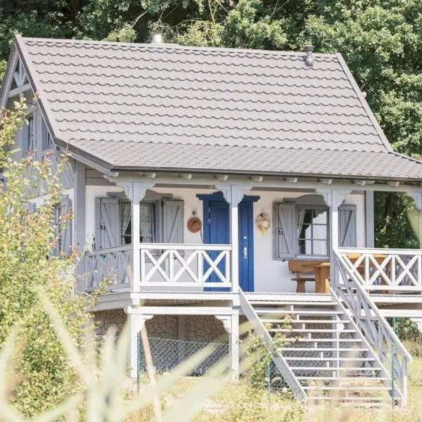 Domki pod Kapeluszem nad jeziorem Patulskim,Kaszuby z opcją balii，位于Brodnica的酒店