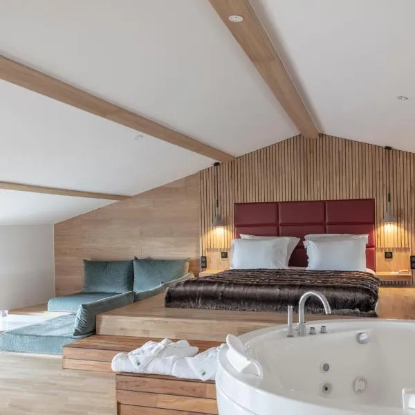 Hôtel & Restaurant Origines par Adrien Descouls - Teritoria，位于伊苏瓦尔的酒店