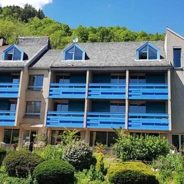 Le Castel du Cantal Groupe Village Fani，位于蒂耶扎克的酒店
