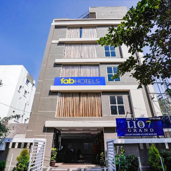 FabHotel Lio7 Grand，位于海得拉巴的酒店