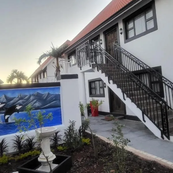 Orca Estate Guesthouse Self-catering Accommodation，位于阿曼济姆托蒂的酒店