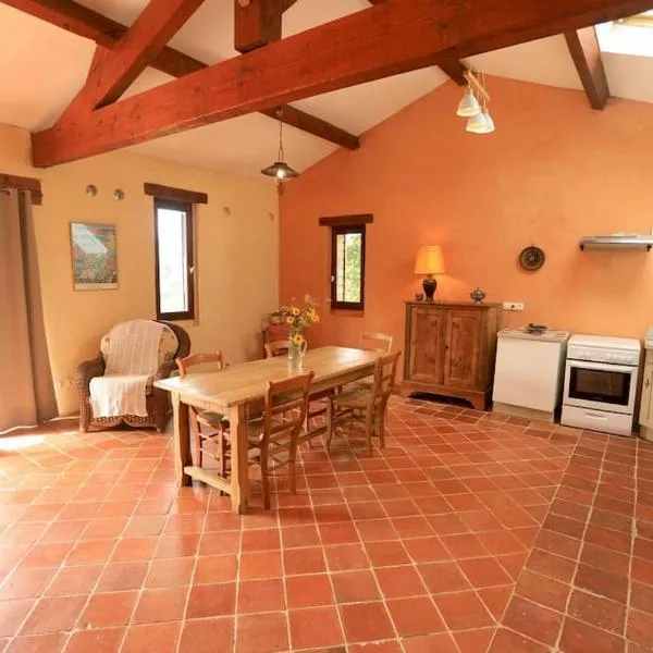 Maison nature 5 min Mirepoix，位于Roumengoux的酒店