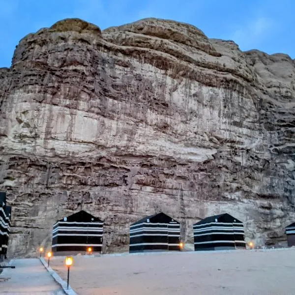 Wadi rum galaxy camp，位于瓦迪拉姆的酒店