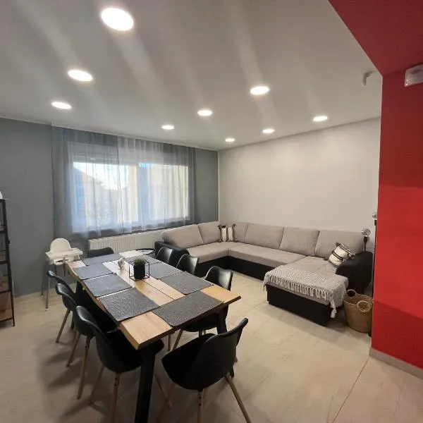 K71 Guest House，位于Sarród的酒店