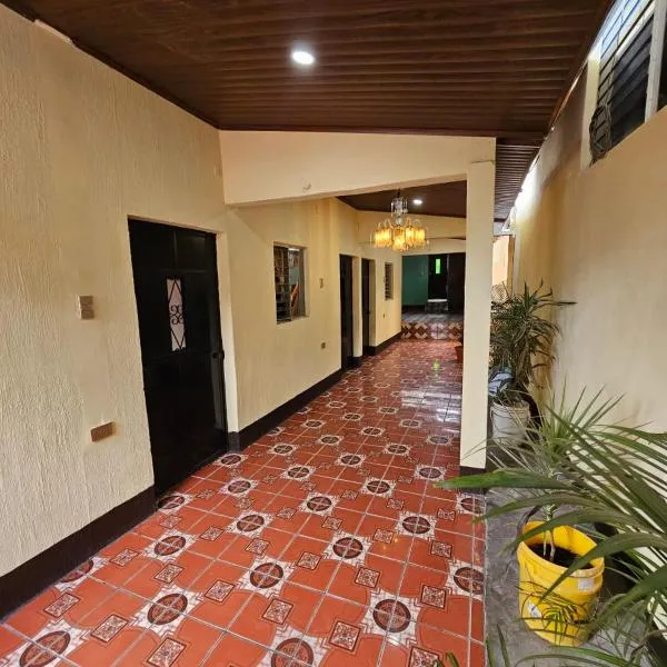 Hostal Sanjuanerita，位于圣胡安拉拉古纳的酒店
