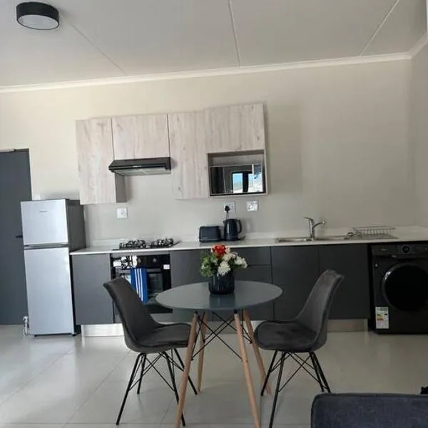 Liams blue suite at 93 On New，位于米德兰的酒店