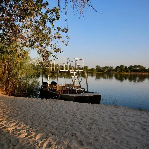 Zambezi Dusk，位于Simonga的酒店
