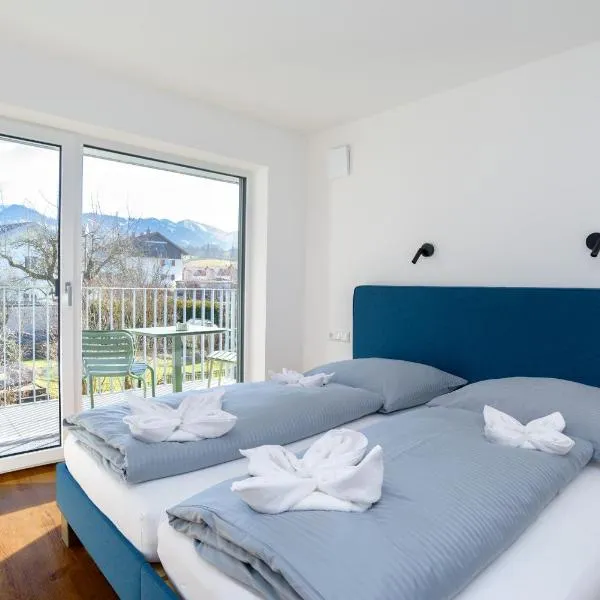 Berg Fux Fewo 2 Schlafzimmer, Balkon, Parkplatz, 1-2 Hunde，位于松托芬的酒店
