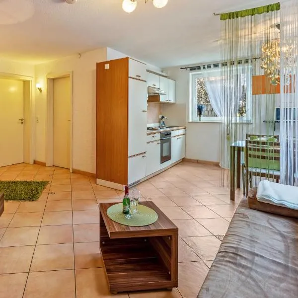 Ferienwohnung Im Holzhaus，位于多瑙艾辛根的酒店