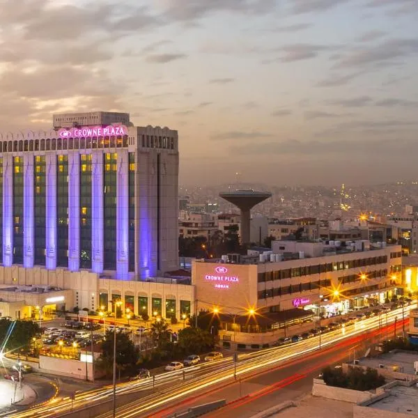 安曼皇冠假日酒店，位于Wādī as Sīr的酒店