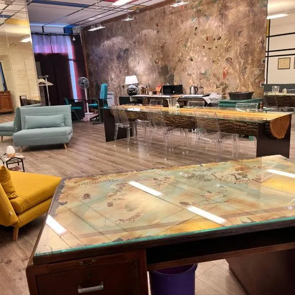 Casa & Bottega，位于Rivarolo Mantovano的酒店