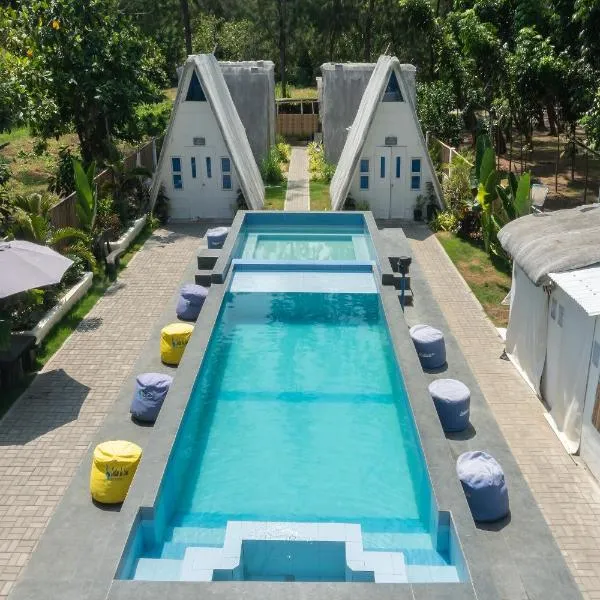 Costas De Liwa Bar & Beach Resort，位于Binuclutan的酒店