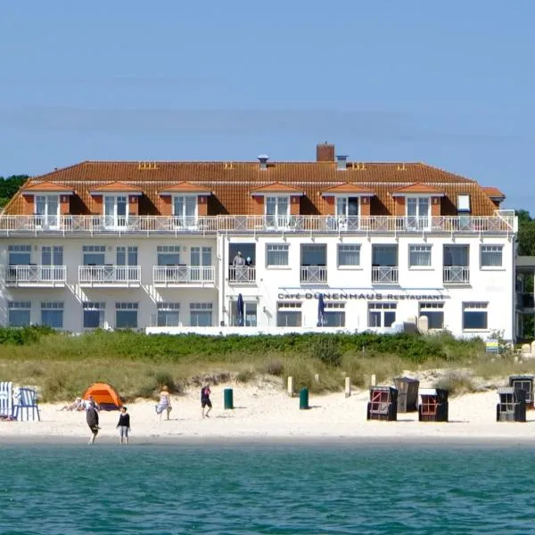 Strandhotel Dünenhaus，位于朱列斯拉赫的酒店