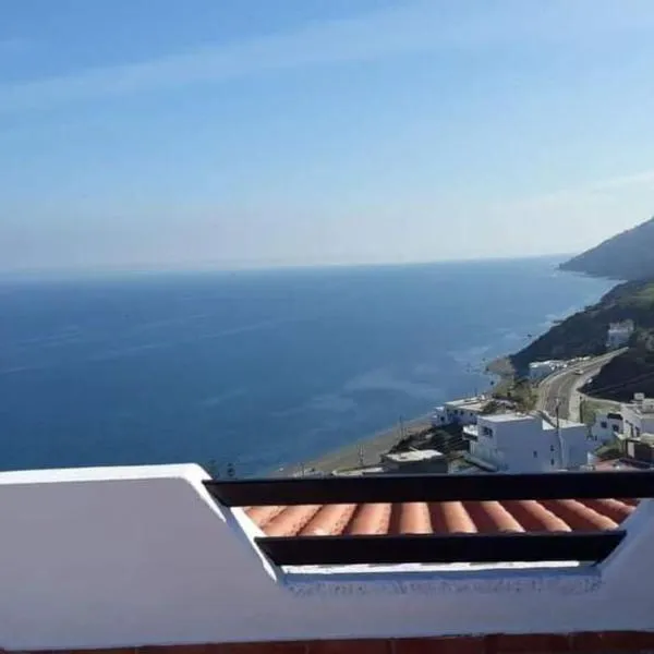 Villa The View，位于得土安的酒店