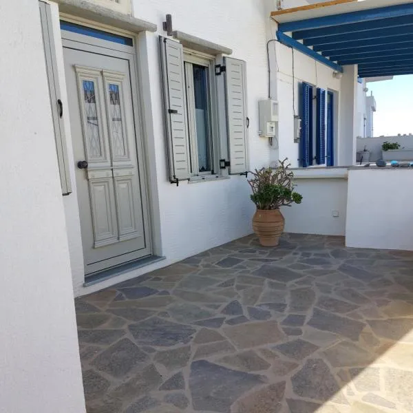 Emily's Guest House，位于Mirsíni的酒店