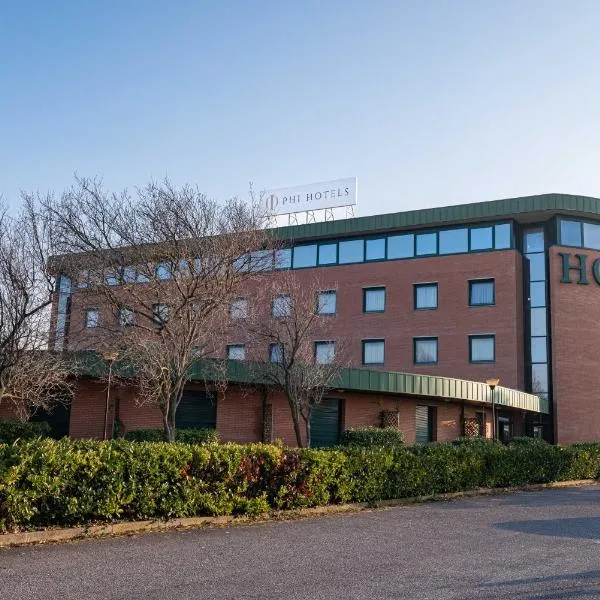 Phi Hotel Emilia，位于奥扎诺-德尔艾米利亚的酒店