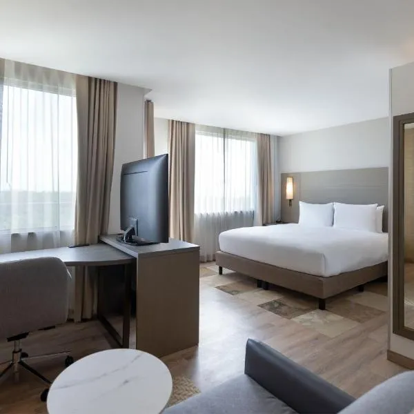 Residence Inn by Marriott Playa del Carmen，位于普拉亚卡门的酒店