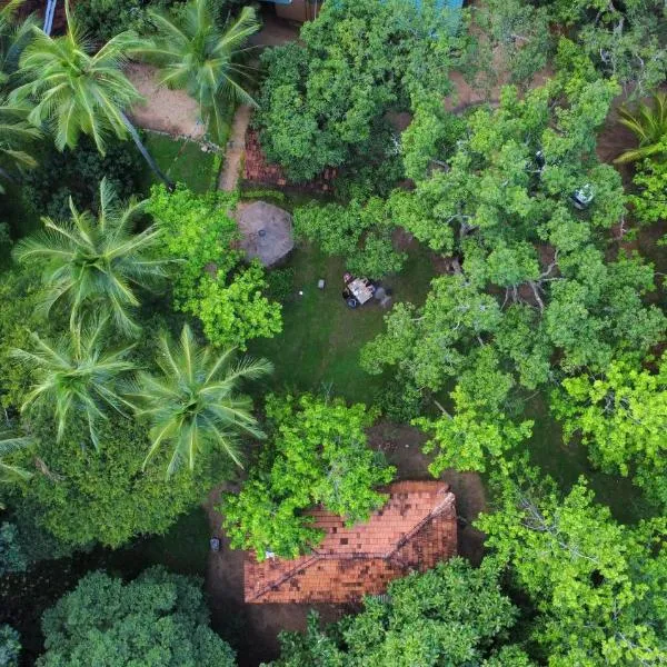 Eco Village Kalundewa，位于Elhanyaya的酒店