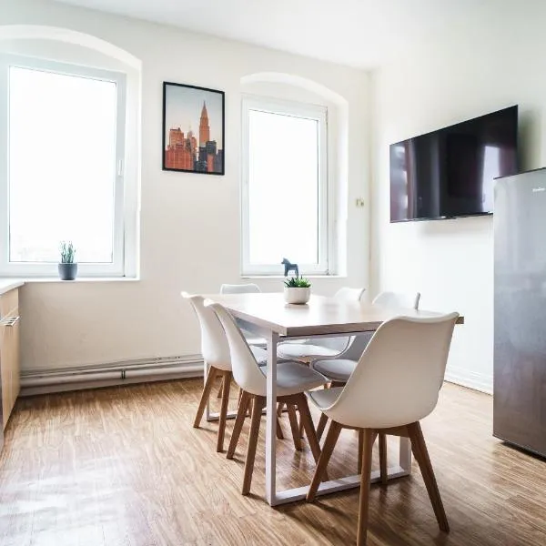 Osnabrücker Strasse Wooon 10 Einzelbetten I 5-Zimmer I TV I Bad NEU I Premiumbettwäsche，位于伊本比伦的酒店