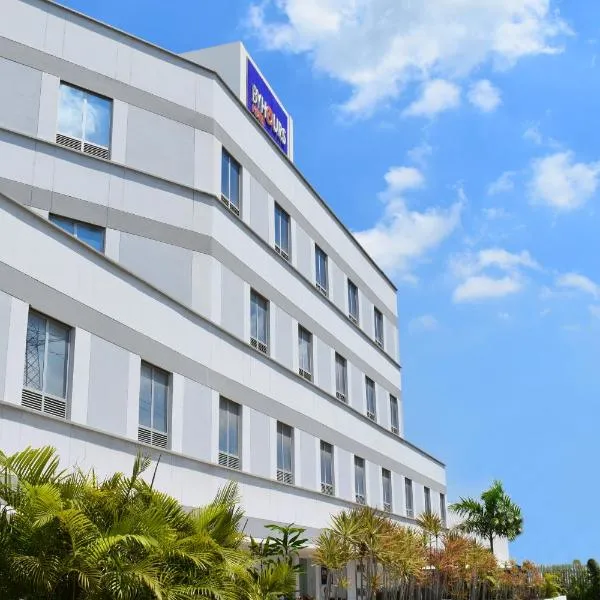 Hotel ByHours Circunvalar - Adults Only，位于巴兰基亚的酒店
