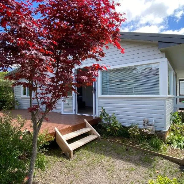 Cheerful Mountain Cottage, 'Lynette'，位于黑荒地的酒店